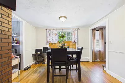 85 Alfred Lord Blvd, Taunton, MA 02780 - Photo 9