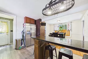 85 Alfred Lord Blvd, Taunton, MA 02780 - Photo 15