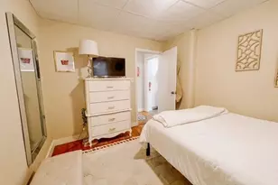 378 E 8th St, Boston, MA 02127 - Photo 11