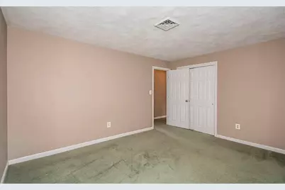 1578 Varnum, Lowell, MA 01854 - Photo 17
