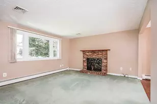 1578 Varnum, Lowell, MA 01854 - Photo 19