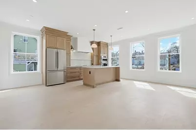 257Rb Market Street #B, Boston, MA 02135 - Photo 3