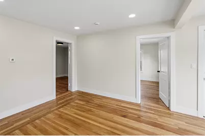 25 Johnson St, Worcester, MA 01604 - Photo 21