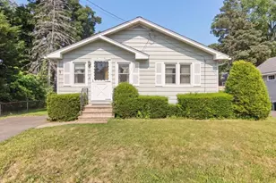 23 Thompson, East Longmeadow, MA 01028 - Photo 3