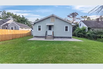 23 Thompson, East Longmeadow, MA 01028 - Photo 5