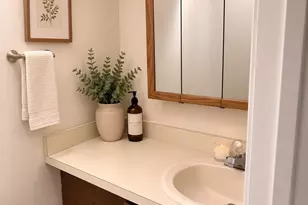 1018 Pleasant St, Weymouth, MA 02189 - Photo 9