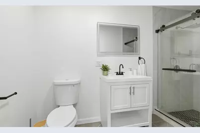 9 Robbins St, Waltham, MA 02453 - Photo 15