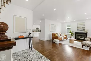 9 Robbins St, Waltham, MA 02453 - Photo 1