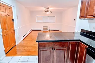 7 Oakcrest Rd, Boston, MA 02136 - Photo 3