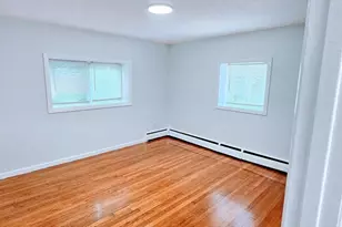 7 Oakcrest Rd, Boston, MA 02136 - Photo 5