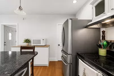 476 Sconticut Neck Rd, Fairhaven, MA 02719 - Photo 9