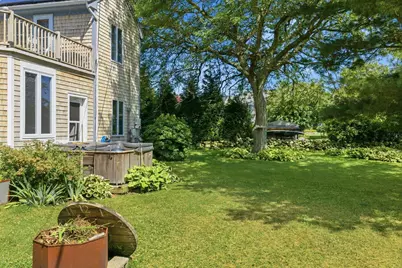 476 Sconticut Neck Rd, Fairhaven, MA 02719 - Photo 33