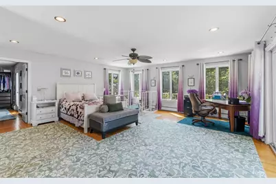 476 Sconticut Neck Rd, Fairhaven, MA 02719 - Photo 13