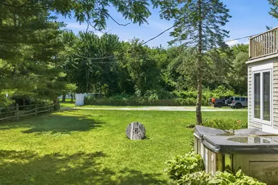476 Sconticut Neck Rd, Fairhaven, MA 02719 - Photo 35