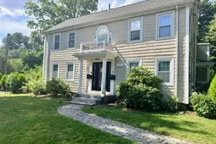 698 Salem St, Lynnfield, MA 01940 - Photo 1