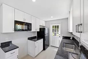 71 Beech St, Palmer, MA 01069 - Photo 9