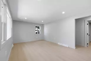 71 Beech St, Palmer, MA 01069 - Photo 17