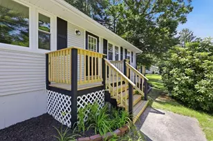 71 Beech St, Palmer, MA 01069 - Photo 1