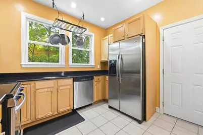 84 Line St #2, Somerville, MA 02143 - Photo 7