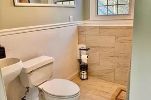 18 Spring Valley Rd, Burlington, MA 01803 - Photo 9