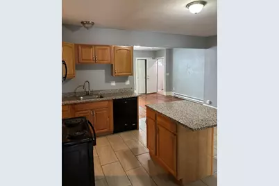 32 Nassau St, Chicopee, MA 01013 - Photo 13