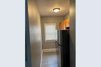32 Nassau St, Chicopee, MA 01013 - Photo 9