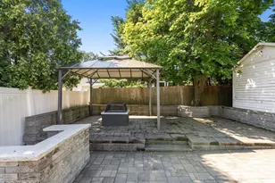 76 Clearwater Dr, Boston, MA 02126 - Photo 33