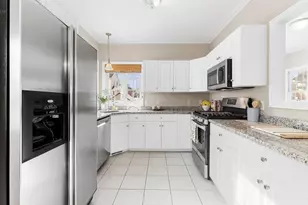35 Tea Party Way, Malden, MA 02148 - Photo 21