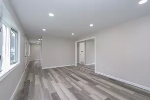 27 Bostwick Ln, Chicopee, MA 01020 - Photo 5