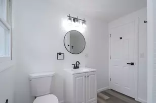 27 Bostwick Ln, Chicopee, MA 01020 - Photo 19