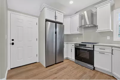 69 Orient St, Worcester, MA 01604 - Photo 17