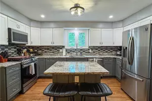 442 Eastview Ave, Somerset, MA 02726 - Photo 13