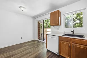 87 Sterling Ln, Haverhill, MA 01835 - Photo 7