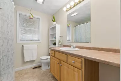 9 Perron Way, Lowell, MA 01854 - Photo 17