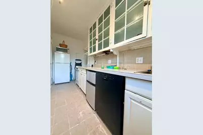 10 Dana St #206, Cambridge, MA 02138 - Photo 3