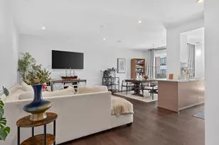 14 W Broadway, Boston, MA 02127 - Photo 5