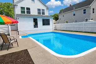 3 Crane St, Danvers, MA 01923 - Photo 3