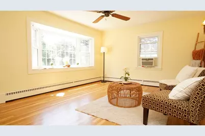 15 Phillips Street, North Attleboro, MA 02760 - Photo 11