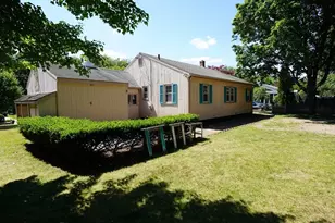 15 Phillips St, North Attleboro, MA 02760 - Photo 31