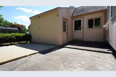 15 Phillips Street, North Attleboro, MA 02760 - Photo 29