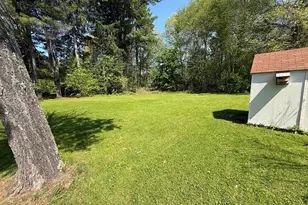 23 Crescent St, Ware, MA 01082 - Photo 9