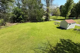23 Crescent St, Ware, MA 01082 - Photo 7