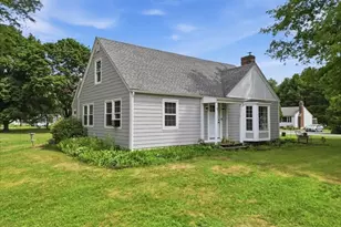 35 Anawan St, Rehoboth, MA 02769 - Photo 3