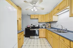 35 Anawan St, Rehoboth, MA 02769 - Photo 9