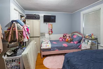 36 Oak St, Plymouth, MA 02360 - Photo 9