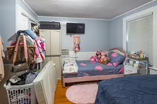 36 Oak St, Plymouth, MA 02360 - Photo 9