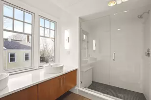 165 Winthrop Rd, Brookline, MA 02445 - Photo 25