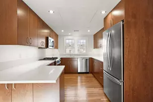 165 Winthrop Rd, Brookline, MA 02445 - Photo 17