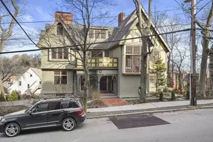 165 Winthrop Rd, Brookline, MA 02445 - Photo 5