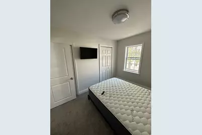11 Barton St, Salem, MA 01970 - Photo 15